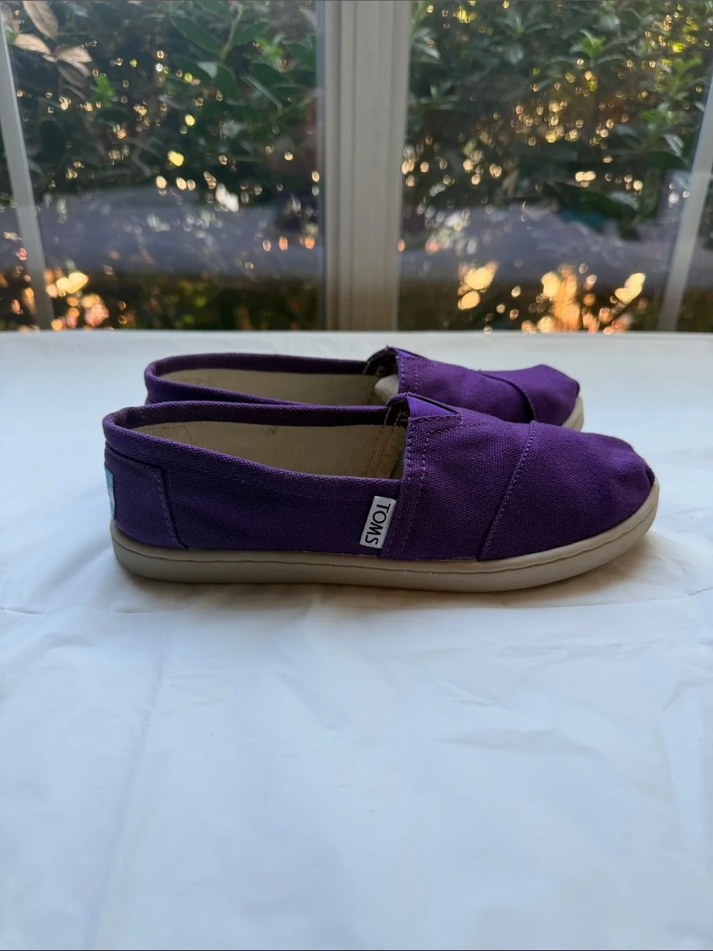 💜 TOMS Youth Classic Alpargata Purple Canvas Slip On Shoes - Kids Size 3